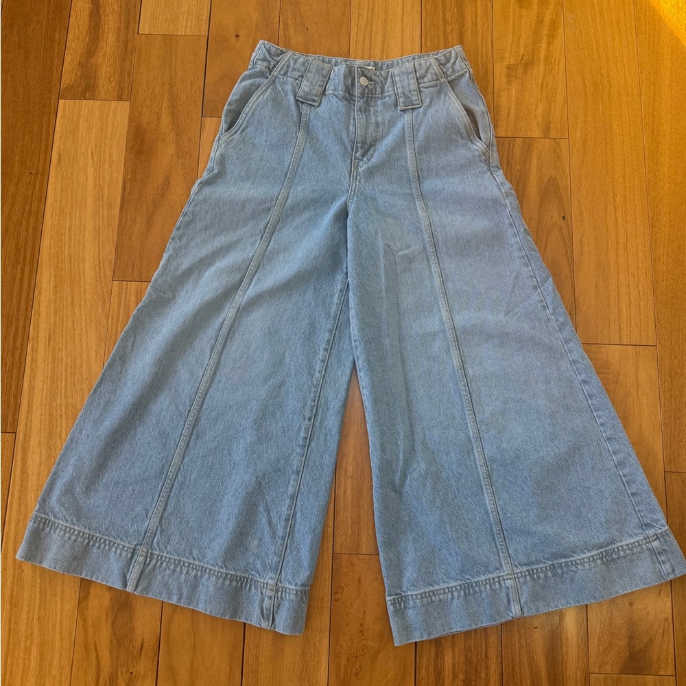 We the Free Sheer Luck Cropped Wide Leg light wash jeans size 27